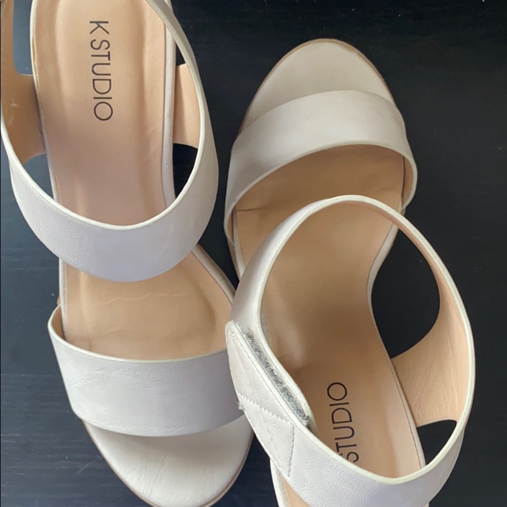 Nude Heels - Picture 3 of 3